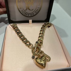 Gold juicy couture necklace
